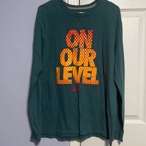 Nike- Long Nike Sleeve Top